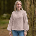Beige Sorbonne sweater with contrast stitches